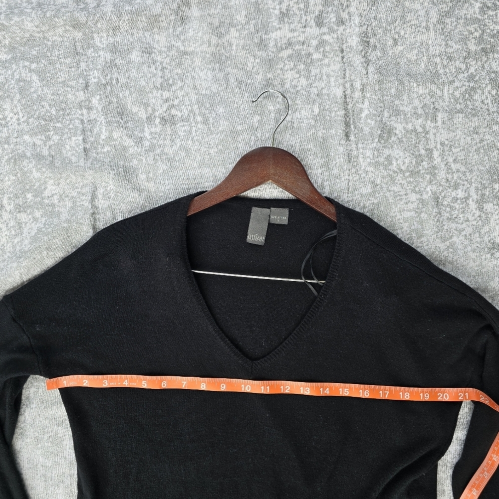Black V-Neck Sweater with Zipper Accents - Picture 5 of 7